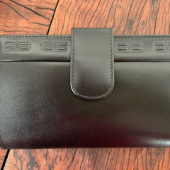 Balenciaga Women's black leather wallet - Picture 1 of 12